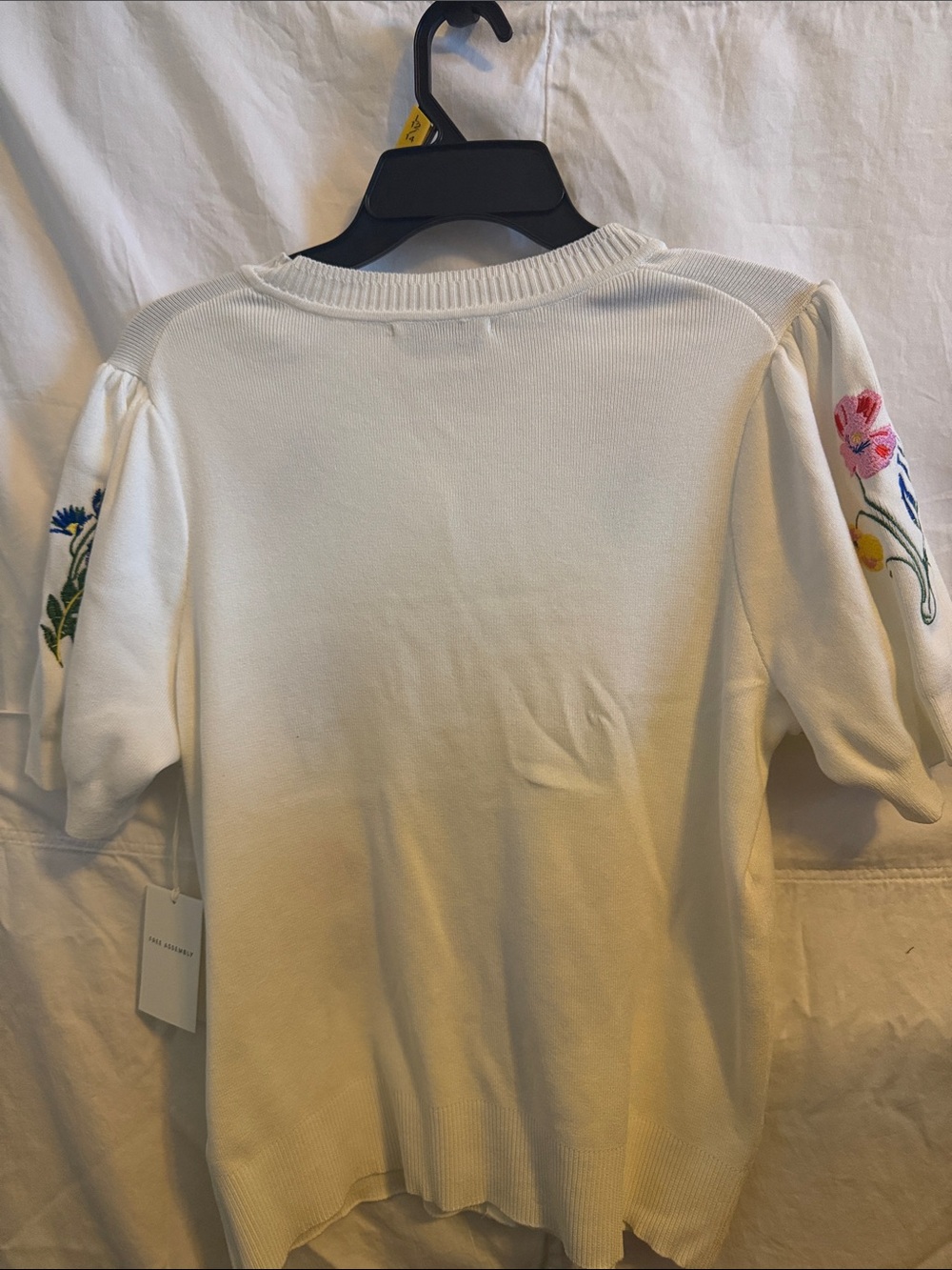 Free Assembly White Floral Embroidered Short-Sleeve Cardigan - Picture 6 of 7